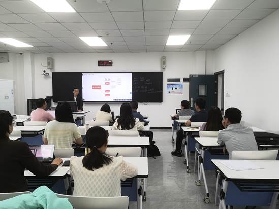 ˵��: 307511f0172523bd651c62d1ae702bb